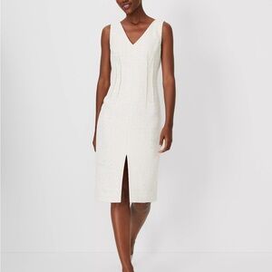 Elegant White Sleeveless Dress